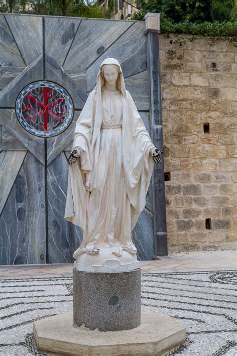 Statue Of The Virgin Mary In The Courtyard Of The Basilica Of The Annunciation In Nazareth ...