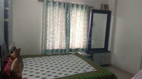 2 Bhk Bedroom Apartment Flat For Rent In Hanuman Wadi Nasik 1000