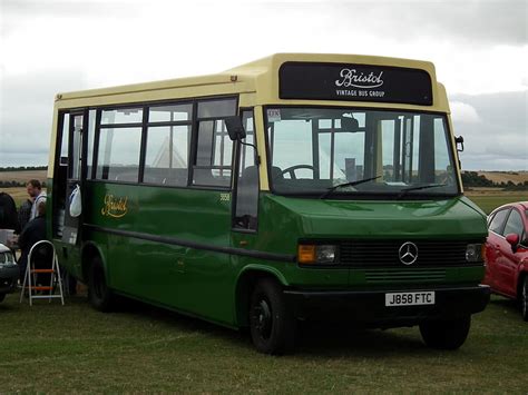 Mercedes Benz Bus Group Bristol Mercedes Vintage Bus Hd Wallpaper