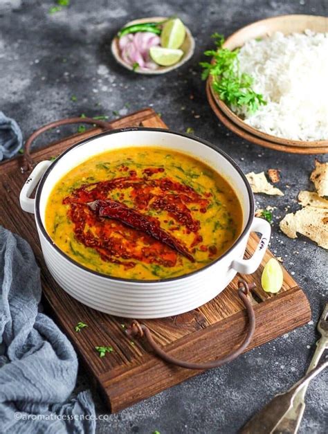 Dal Palak Recipe | Spinach Dal (Stovetop & Instant Pot) - Aromatic Essence