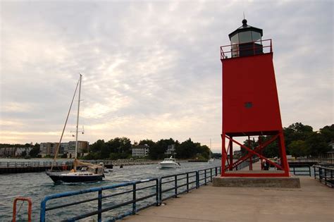 Our Ultimate Michigan Lighthouse Road Trip includes a map and ...