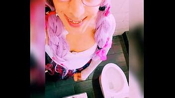 Me Riego En Un Vaso Y Me Lo Tomo XVIDEOS