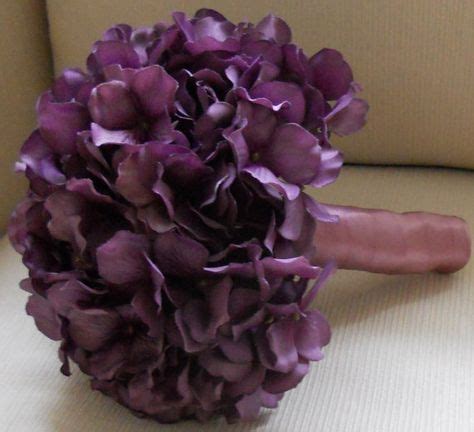 Beautiful Purple Hydrangea Bouquet Ideas