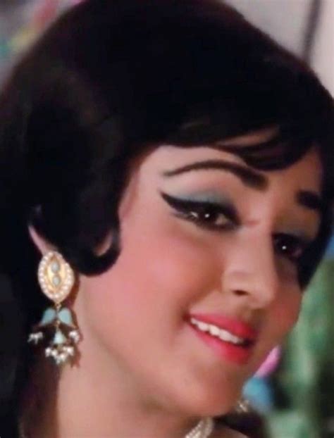 Pin On Dream Girl Hema Malini