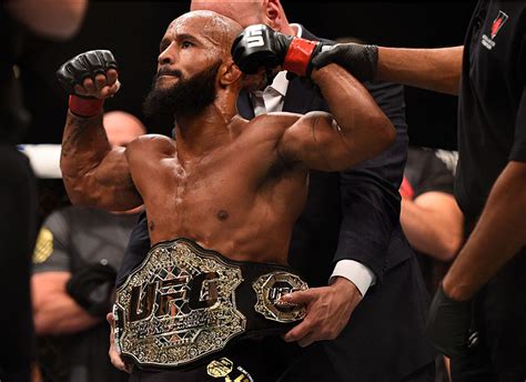 Demetrious Johnson Vs Wilson Reis Co Estelar De UFC 201 UFC