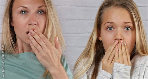 People Emotions Concept Shocked Surprised Skared Mother And Daughter