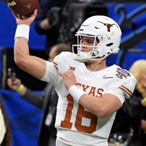 Manning dazzles with 3 TDs in Texas’ spring game | Owensboro Radio