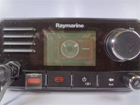 Raymarine RAY60 Submersible VHF Radio Transceiver Unit E70245 W R70370