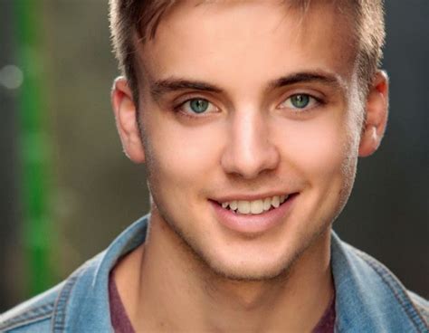 Casper S Naked Male Celebs On Twitter Parry Glasspool Hollyoaks Gorgeous Naked Bum In How To