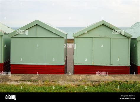 Zwei Holzschuppen Fotos Und Bildmaterial In Hoher Aufl Sung Alamy