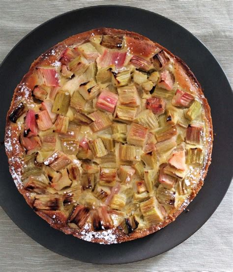 Recette De Laurent Mariotte Tarte A La Rhubarbe