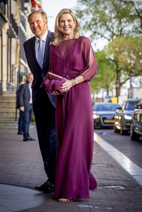 Koningin Máxima kiest doorschijnende look op Bevrijdingsdag 2024