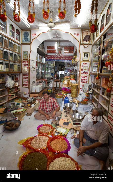 Johari Bazar Jaipur Hi Res Stock Photography And Images Alamy