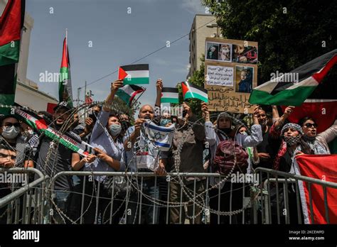 Bandera De Fuego Ardiente De Israel Fotografías E Imágenes De Alta Resolución Alamy