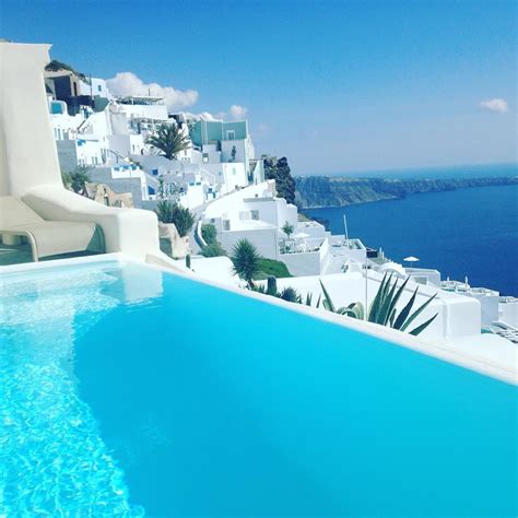 worlds  amazing swimming pools