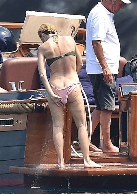 Gillian Anderson In Bikini 2017 30 Gotceleb Hot Sex Picture