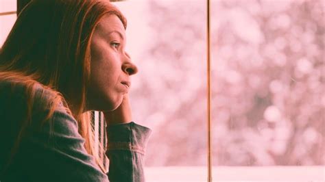 7 Ways To Manage Your Seasonal Affective Disorder Sad