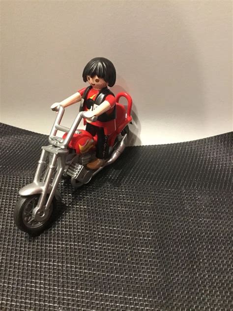 Playmobil Moto Harley Davidson Rouge Et Figurine Motard Biker 5113 Non