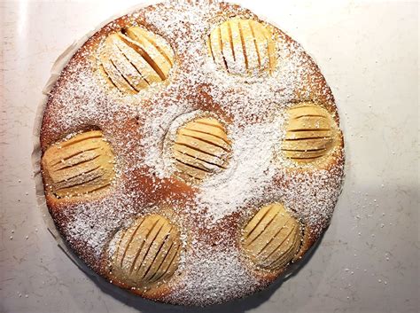 Versunkener Apfelkuchen mit Walnüssen nach Oma s Art Rezept