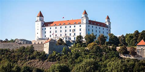 Rad Schiffsreisen Entlang Der Donau