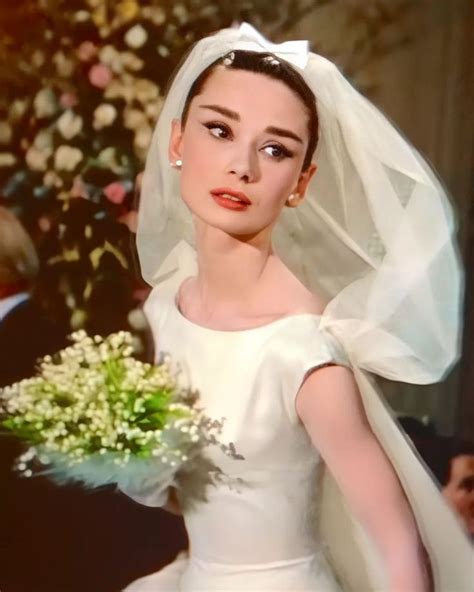 Pin On Inspirations Audrey Hepburn Wedding Audrey Hepburn Funny Face