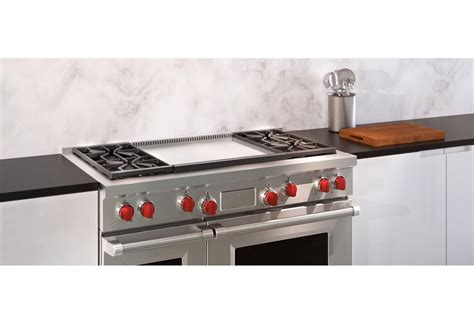 Wolf 48" Dual Fuel Range 4 Burner Infrared Dual Griddle