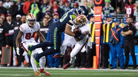 Seahawks Fall Just Short In Heavyweight Fight For NFC West Title