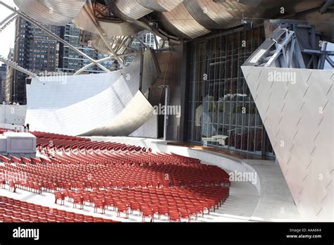 Concert place at Millennium Park Stock Photo - Alamy