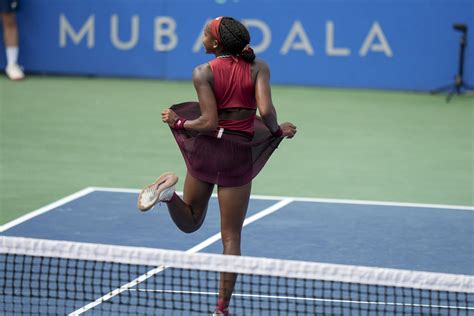 Tennis Cele Watch Coco Gauff S Ecstatic Celebration After Beating Iga