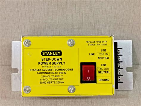 Used Stanley Step Down Power Supply 972 110132 230v115v 5060hertz