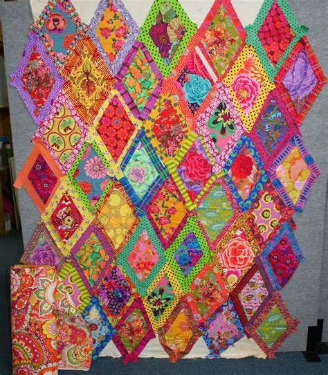 Gone Aussie Quilting Bordered Diamonds Workshop With Kaffe Fassett