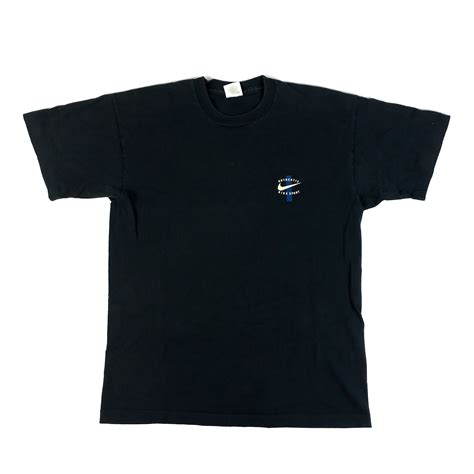 Nike Nike Authentic vintage t-shirt | Grailed