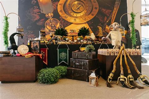 Fotos Festa Inspirada Em Harry Potter Tem Ambientação Cheia De