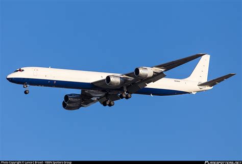 Ob P Heavylift Cargo Airlines Douglas Dc Cf Photo By Lance C