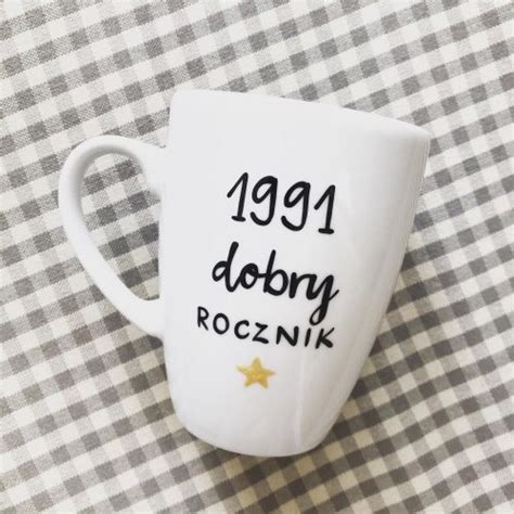 Kubek na urodziny Dobry rocznik ręcznie zdobiona porcelana Kika Handmade