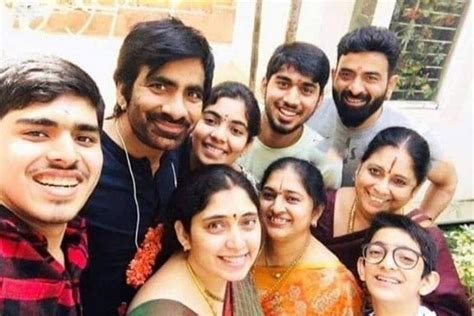 Hero Raviteja with his family photos – Lovely Telugu