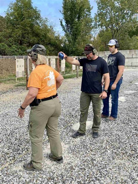 Defenders Series Handgun Proficiency Into Speed Accuracy Las Vegas