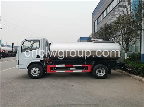 Chengli Milk Truck Factory Dongfeng Liter Milk Tank Truck Food