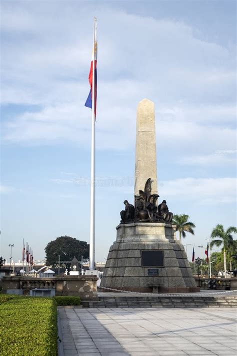 monument  memory  jose rizal national hero  rizal park