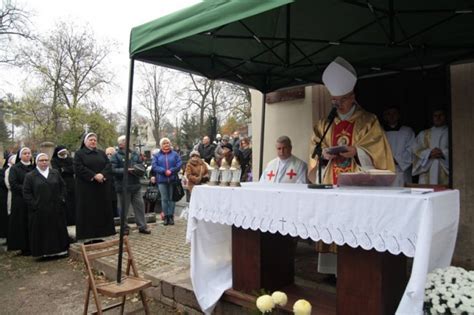 Msze Święte na kieleckich cmentarzach 1 listopada znamy szczegóły