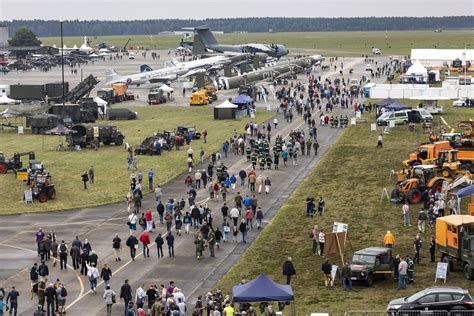 Tag Der Bundeswehr In Fa Berg Redaktionshinweis Nutz Flickr