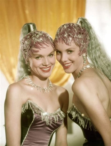 45 Glamorous Photos of the Kessler Twins in the 1950s and 1960s ...