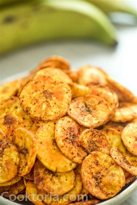 Baked Plantain Chips | COOKTORIA