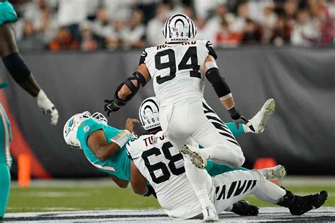 Tua Tagovailoa injury update: After scandal, first consequence, QB won ... 