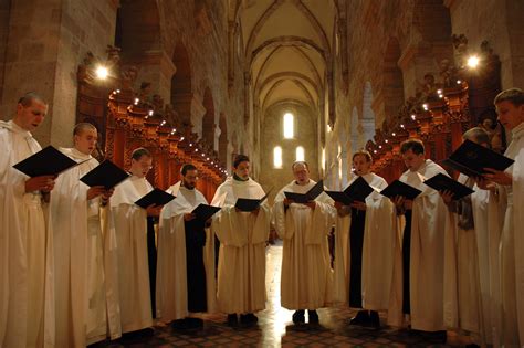 8tracks radio | Gregorian Chant (20 songs) | free and music playlist