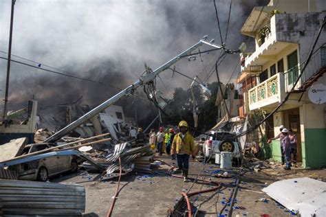 Suben A Muertos Por Explosi N En F Brica De Pl Sticos Santo Domingo