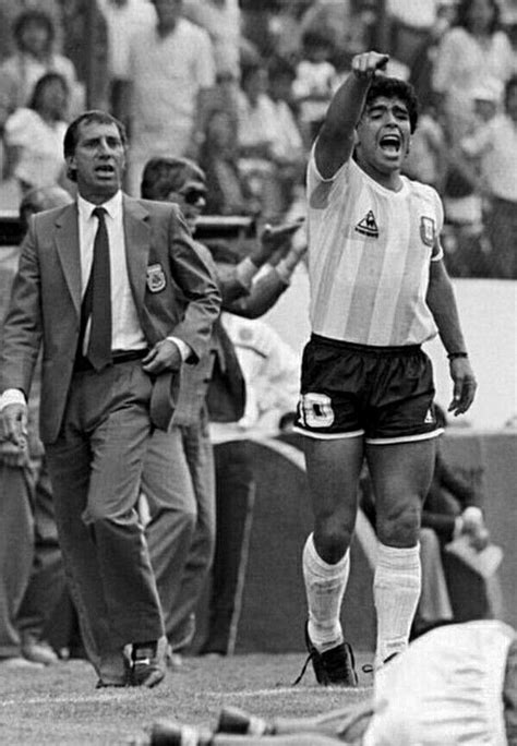 Pin De Fernando Garibello En Maradona Seleccion Argentina De