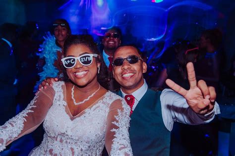 Chá de lingerie para as noivas decoração brincadeiras e mais ideias