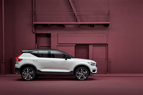 Volvo Xc Dilancarkan Di Malaysia Varian Tunggal T Awd R Design