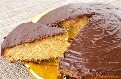 Torta All Arancia Ricoperta Al Cioccolato Ricetta Semplice E Veloce